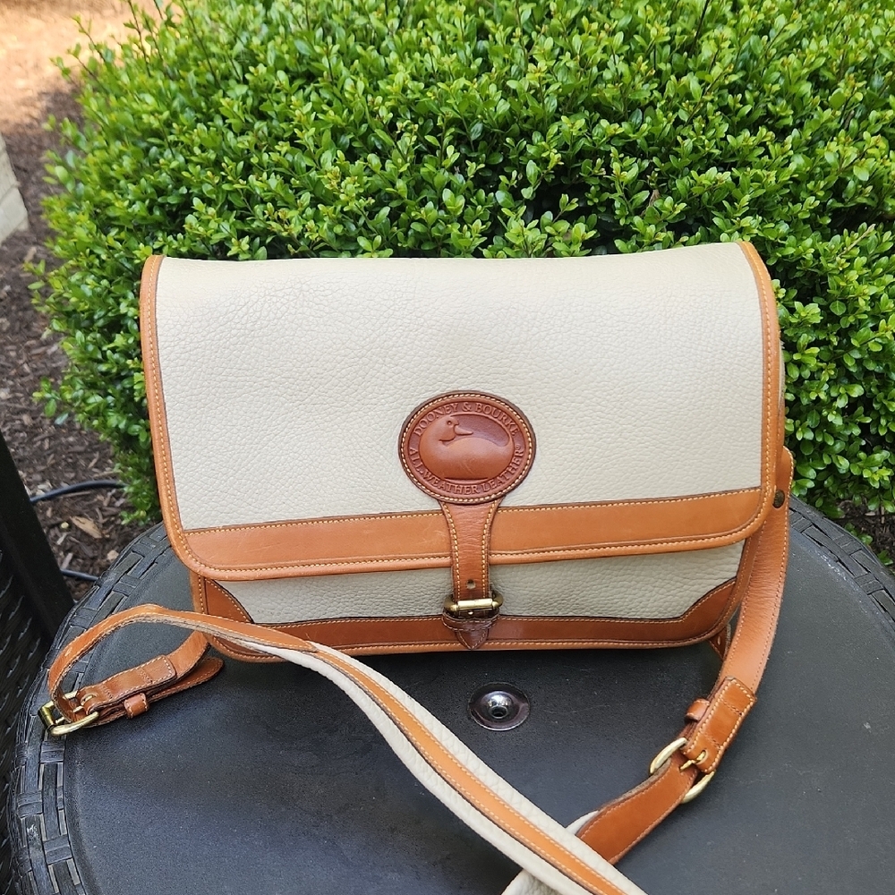 Dooney & Bourke Cream and Brown Leather Shoulder Bag - EUC